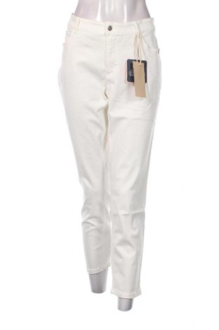 Γυναικείο παντελόνι Strandfein, Μέγεθος 3XL, Χρώμα Εκρού, Τιμή 44,85 €