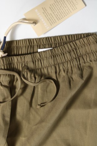 Дамски панталон Strandfein, Размер L, Цвят Зелен, Цена 14,79 лв.