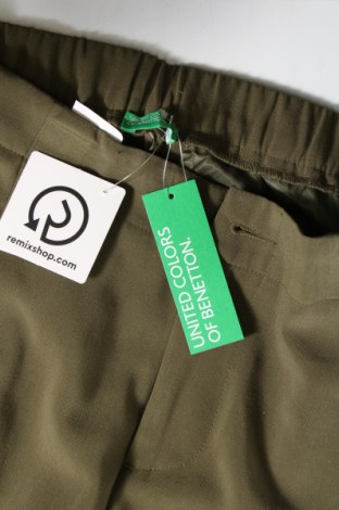 Damskie spodnie United Colors Of Benetton, Rozmiar S, Kolor Zielony, Cena 71,89 zł