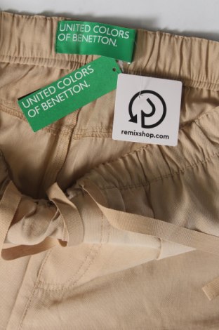 Pantaloni de femei United Colors Of Benetton, Mărime M, Culoare Bej, Preț 91,78 Lei