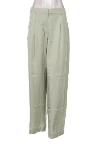 Дамски панталон Weekday, Размер L, Цвят Зелен, Цена 24,60 лв.