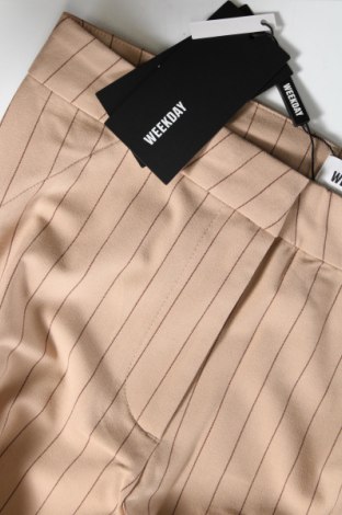 Γυναικείο παντελόνι Weekday, Μέγεθος M, Χρώμα Καφέ, Τιμή 4,23 €
