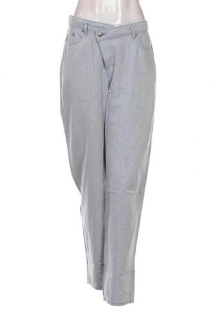 Pantaloni de femei Weekday, Mărime M, Culoare Albastru, Preț 107,90 Lei