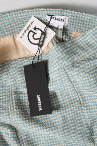 Γυναικείο παντελόνι Weekday, Μέγεθος XL, Χρώμα Πολύχρωμο, Τιμή 13,10 €