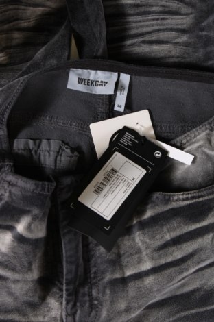 Dámske nohavice Weekday, Veľkosť S, Farba Sivá, Cena  4,23 €