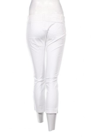 Дамски панталон Zara, Размер M, Цвят Бял, Цена 24,00 лв.