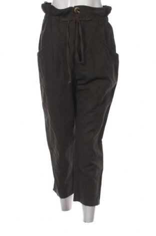 Дамски панталон Zara, Размер M, Цвят Зелен, Цена 30,94 лв.