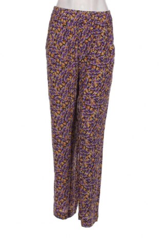 Pantaloni de femei mbyM, Mărime XS, Culoare Multicolor, Preț 192,10 Lei