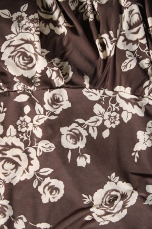 Γυναικείο αμάνικο μπλουζάκι, Μέγεθος L, Χρώμα Πολύχρωμο, Τιμή 1,75 €
