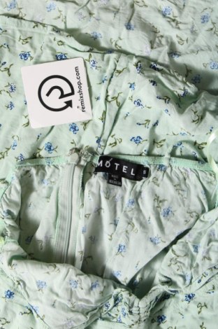 Γυναικείο αμάνικο μπλουζάκι, Μέγεθος S, Χρώμα Πράσινο, Τιμή 3,79 €