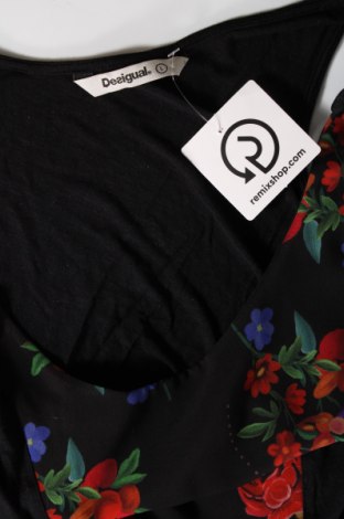 Γυναικείο αμάνικο μπλουζάκι Desigual, Μέγεθος L, Χρώμα Μαύρο, Τιμή 13,00 €