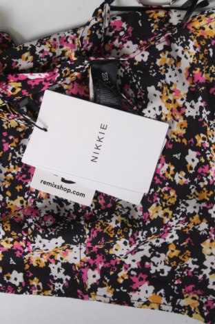 Γυναικείο αμάνικο μπλουζάκι Nikkie, Μέγεθος S, Χρώμα Πολύχρωμο, Τιμή 8,97 €