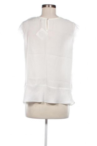 Γυναικείο αμάνικο μπλουζάκι Q/S by S.Oliver, Μέγεθος M, Χρώμα Λευκό, Τιμή 2,40 €