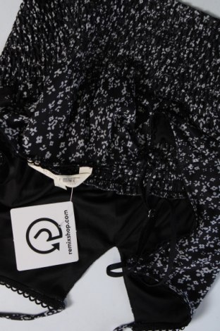 Γυναικείο αμάνικο μπλουζάκι Review, Μέγεθος L, Χρώμα Μαύρο, Τιμή 5,08 €