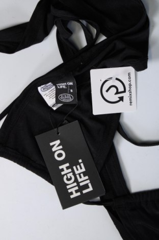Γυναικείο αμάνικο μπλουζάκι Von Dutch, Μέγεθος S, Χρώμα Μαύρο, Τιμή 13,46 €