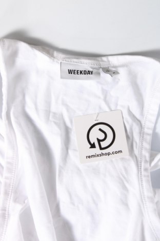Γυναικείο αμάνικο μπλουζάκι Weekday, Μέγεθος M, Χρώμα Λευκό, Τιμή 3,50 €