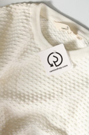 Damski sweter Basic Apparel, Rozmiar XS, Kolor Biały, Cena 46,38 zł