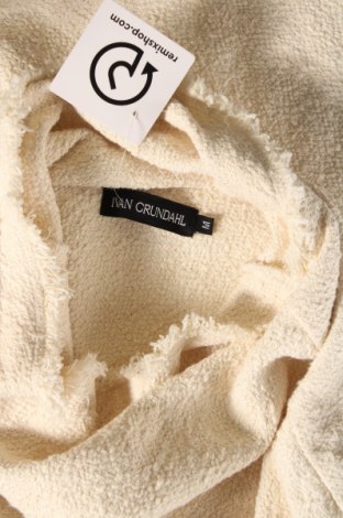 Γυναικείο πουλόβερ Ivan Grundahl, Μέγεθος M, Χρώμα Εκρού, Τιμή 10,49 €