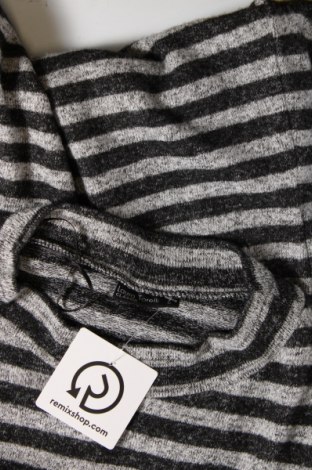 Дамски пуловер Laura T., Размер S, Цвят Сив, Цена 13,05 лв.