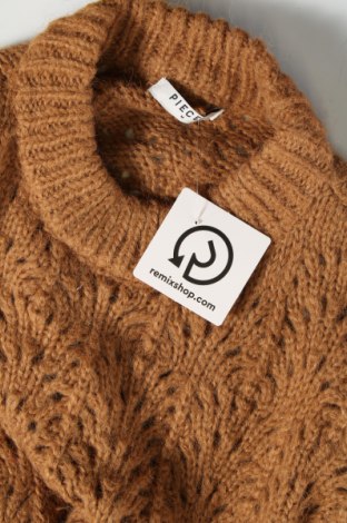 Дамски пуловер Pieces, Размер M, Цвят Кафяв, Цена 11,61 лв.