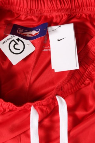 Дамски спортен екип Nike, Размер XL, Цвят Червен, Цена 140,00 лв.