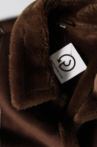 Дамско палто, Размер M, Цвят Кафяв, Цена 57,78 лв.