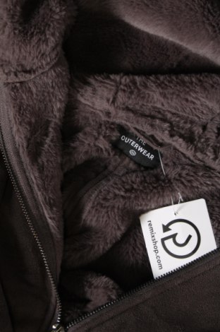 Дамско палто C&A, Размер XXL, Цвят Сив, Цена 43,87 лв.