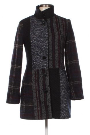 Дамско палто Desigual, Размер S, Цвят Многоцветен, Цена 132,00 лв.