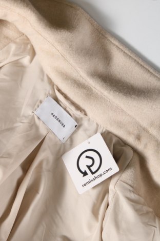 Γυναικείο παλτό Reserved, Μέγεθος L, Χρώμα  Μπέζ, Τιμή 33,10 €