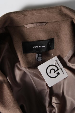 Дамско палто Vero Moda, Размер XL, Цвят Кафяв, Цена 61,04 лв.