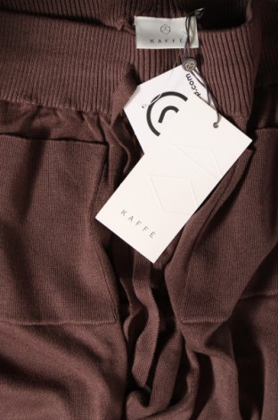 Pantaloni trening de femei Kaffe, Mărime S, Culoare Maro, Preț 85,86 Lei