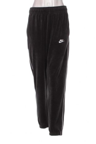Pantaloni trening de femei Nike, Mărime L, Culoare Gri, Preț 163,12 Lei