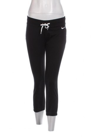 Pantaloni trening de femei Nike, Mărime S, Culoare Negru, Preț 134,87 Lei