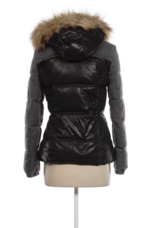 Γυναικείο μπουφάν 17 & Co., Μέγεθος S, Χρώμα Μαύρο, Τιμή 35,88 €