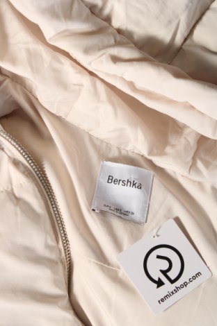 Γυναικείο μπουφάν Bershka, Μέγεθος S, Χρώμα  Μπέζ, Τιμή 23,01 €