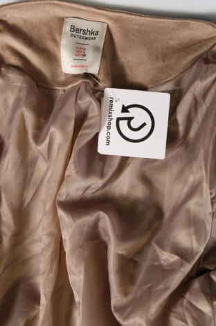 Γυναικείο μπουφάν Bershka, Μέγεθος L, Χρώμα  Μπέζ, Τιμή 29,69 €