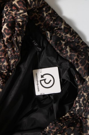 Γυναικείο μπουφάν F&F, Μέγεθος M, Χρώμα Πολύχρωμο, Τιμή 29,69 €