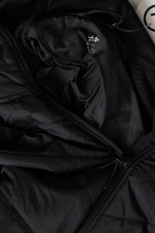 Dámská bunda  H&M Sport, Velikost XL, Barva Černá, Cena  670,00 Kč