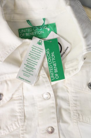 Γυναικείο μπουφάν United Colors Of Benetton, Μέγεθος L, Χρώμα Λευκό, Τιμή 55,67 €