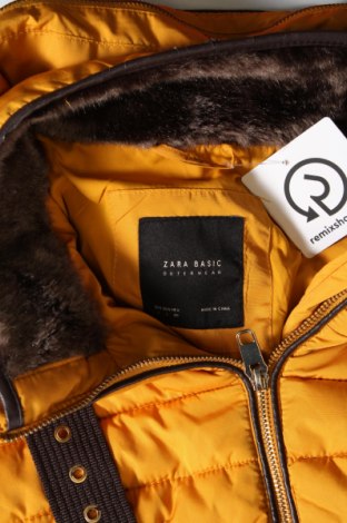 Γυναικείο μπουφάν Zara, Μέγεθος L, Χρώμα Κίτρινο, Τιμή 25,36 €
