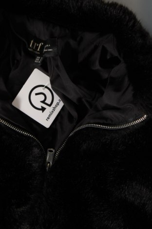 Дамско яке Zara Trafaluc, Размер S, Цвят Черен, Цена 23,80 лв.