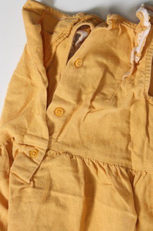 Детска рокля, Размер 3-4y/ 104-110 см, Цвят Жълт, Цена 10,73 лв.