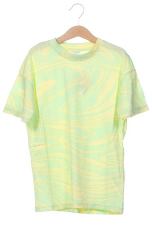 Детска тениска Lindex, Размер 7-8y/ 128-134 см, Цвят Зелен, Цена 10,72 лв.