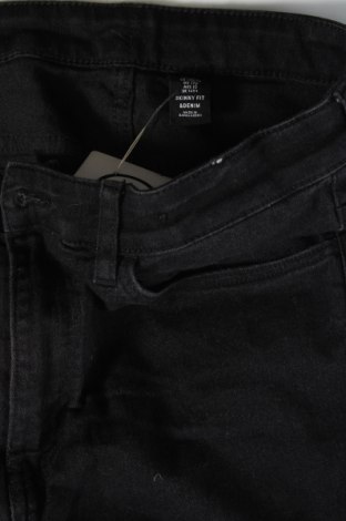Dětské džíny  H&M, Velikost 15-18y/ 170-176 cm, Barva Černá, Cena  77,00 Kč