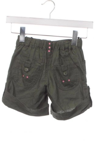 Kinder Shorts, Größe 4-5y/ 110-116 cm, Farbe Grün, Preis € 5,88