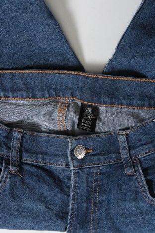 Dětské krátké kalhoty  H&M, Velikost 14-15y/ 168-170 cm, Barva Modrá, Cena  179,00 Kč