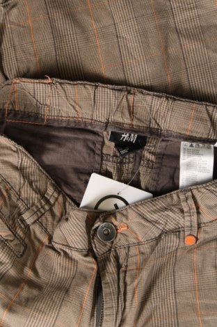 Детски къс панталон H&M, Размер 11-12y/ 152-158 см, Цвят Кафяв, Цена 14,00 лв.