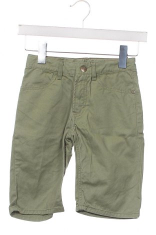 Kinder Shorts H&M, Größe 7-8y/ 128-134 cm, Farbe Grün, Preis 4,33 €