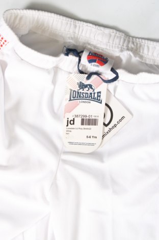 Детски къс панталон Lonsdale, Размер 5-6y/ 116-122 см, Цвят Бял, Цена 22,00 лв.