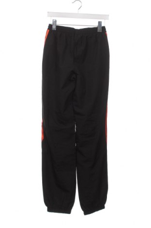 Παιδική κάτω φόρμα Adidas, Μέγεθος 15-18y/ 170-176 εκ., Χρώμα Μαύρο, Τιμή 32,40 €